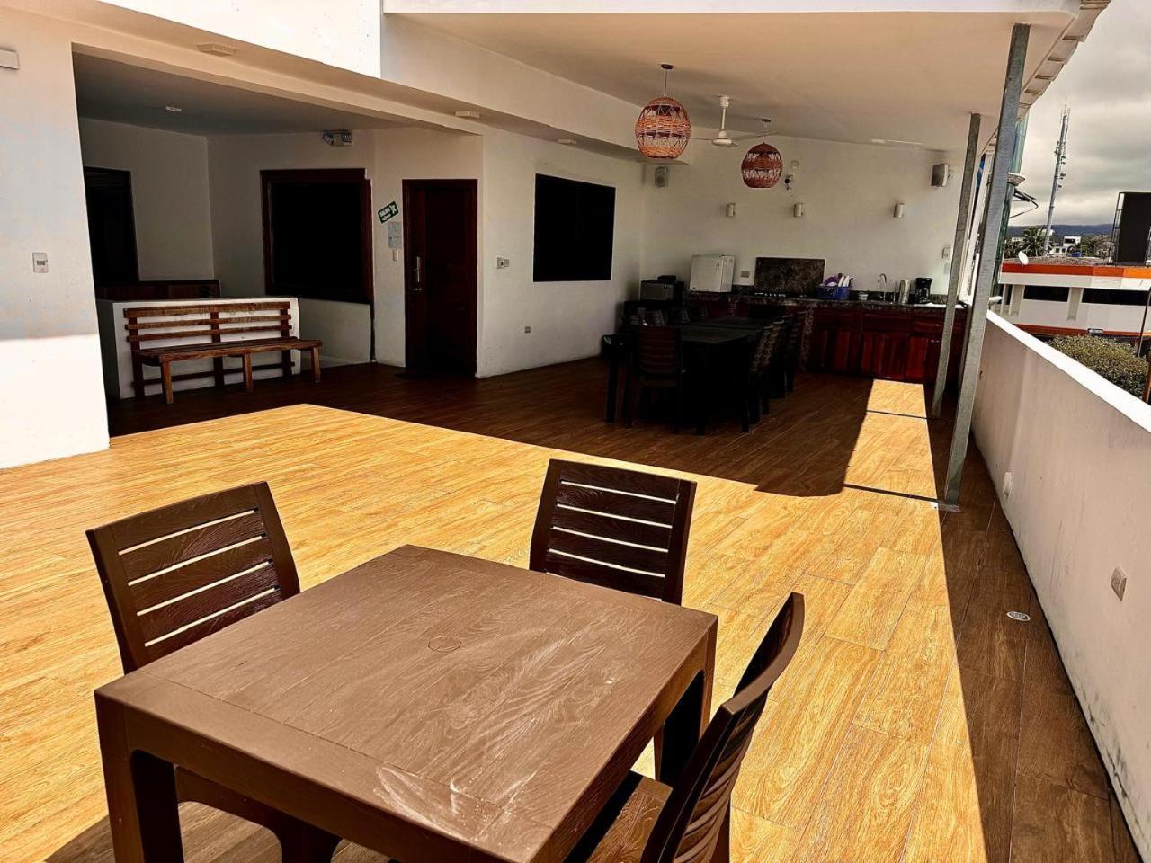 Hostal Muyuyo Пуерто-Айора Екстер'єр фото
