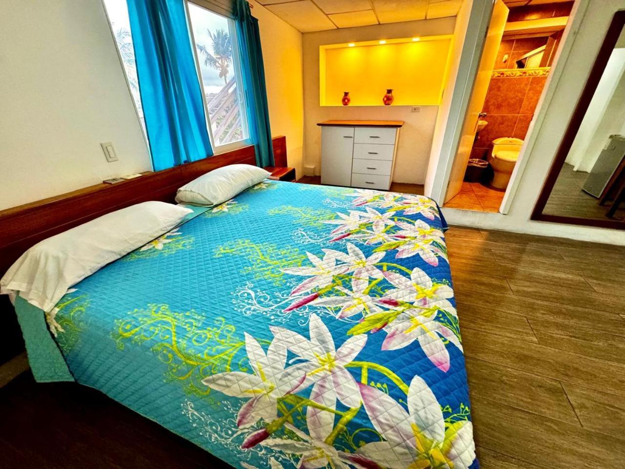 Hostal Muyuyo Пуерто-Айора Екстер'єр фото