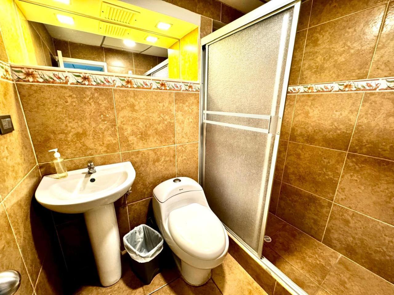 Hostal Muyuyo Пуерто-Айора Екстер'єр фото