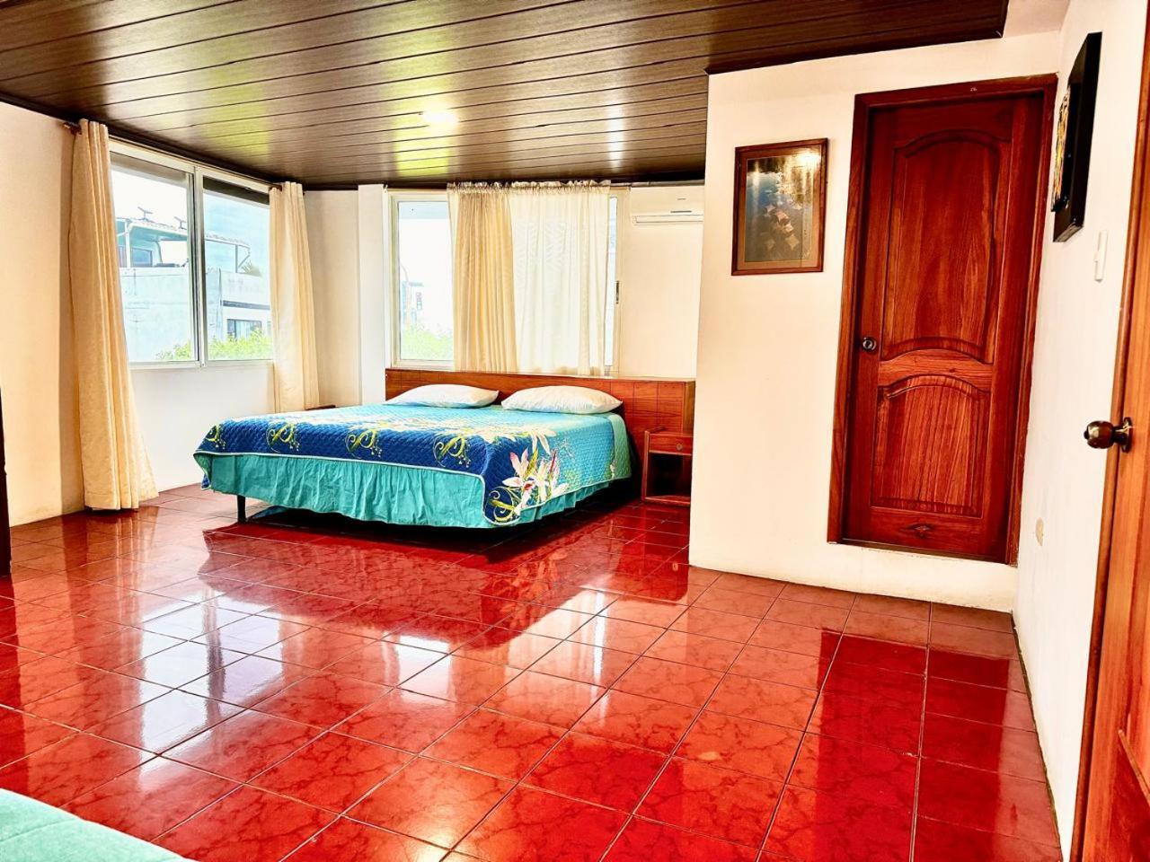 Hostal Muyuyo Пуерто-Айора Екстер'єр фото