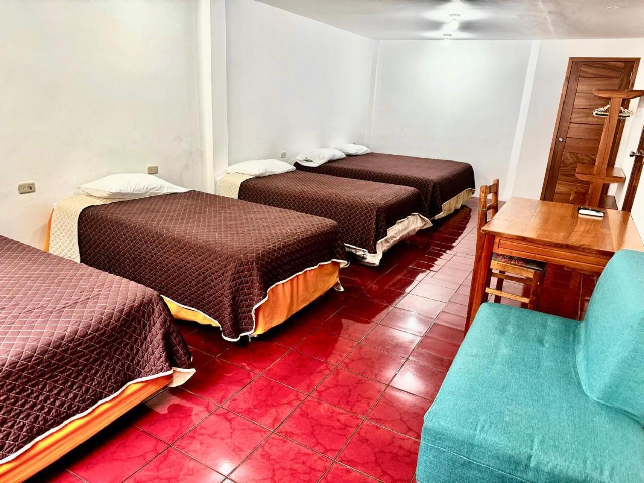 Hostal Muyuyo Пуерто-Айора Екстер'єр фото